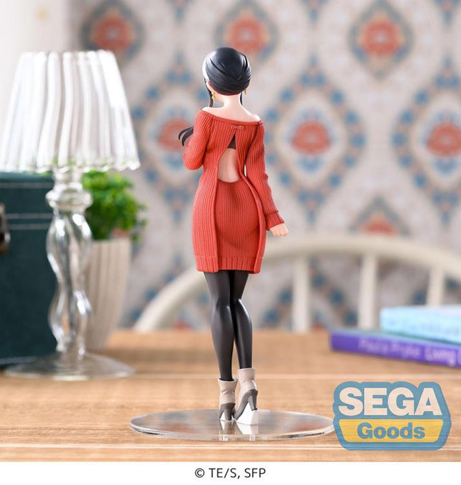 SEGA Spy x Family Yor Forger (Plain Clothes) Premium Figure