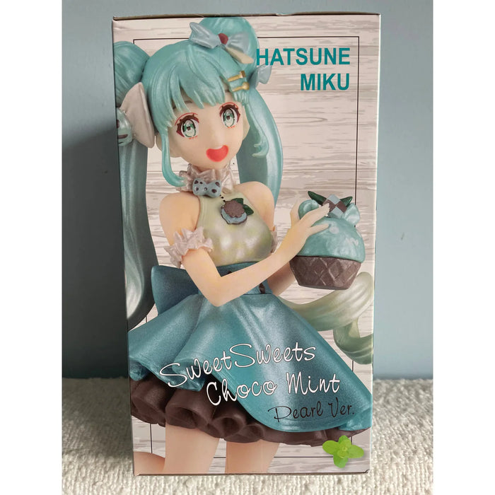 FuRyu Vocaloid SweetSweets Series Hatsune Miku (Chocolate Mint Pearl Ver.) Figure