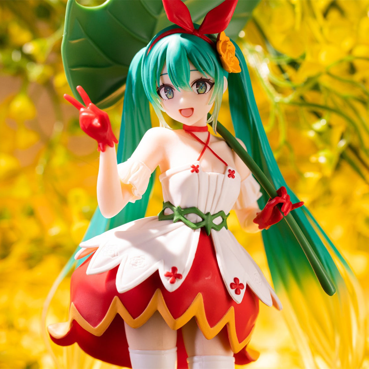 TAITO Vocaloid Hatsune Miku (Thumbelina) Wonderland Figure — Anime House