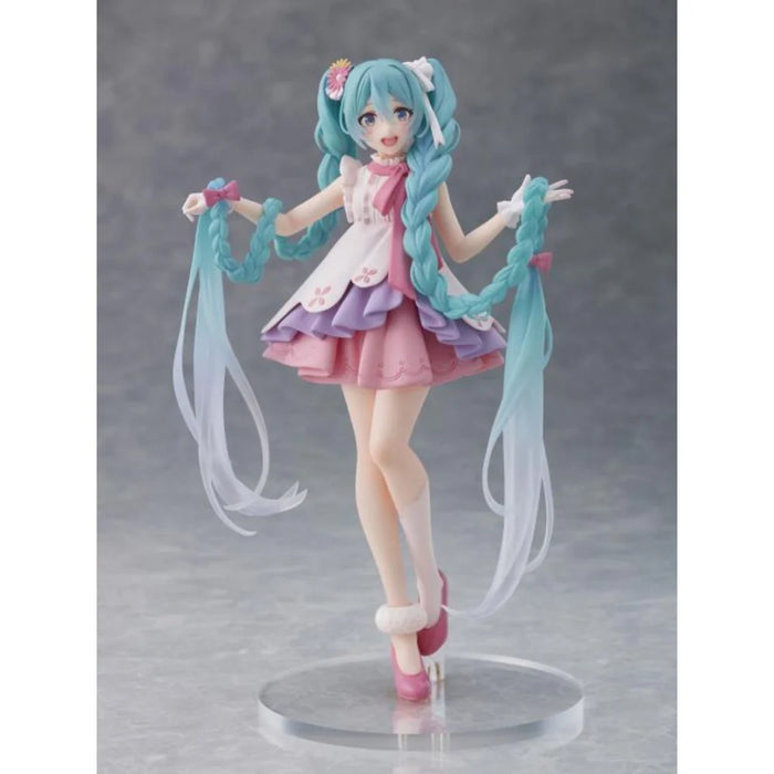 Taito Hatsune Miku Rapunzel Wonderland Figure