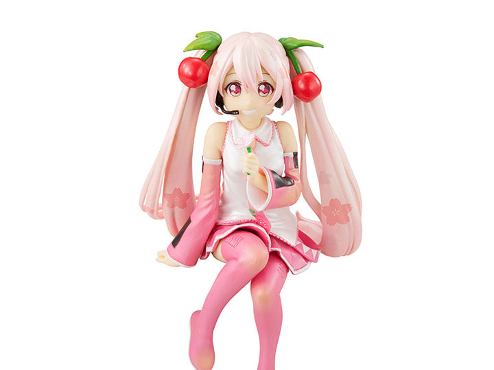 FURYU Vocaloid Sakura Miku (2022 Pearl Color) Noodle Stopper Figure