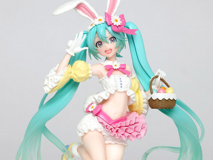 Taito Vocaloid Hatsune Miku (2nd Season Spring Ver.) Figure