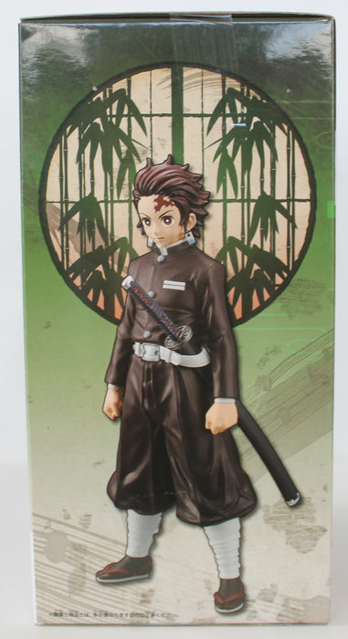 Bandai Banpresto Demon Slayer: Kimetsu No Yaiba Tanjirou Kamado Figure